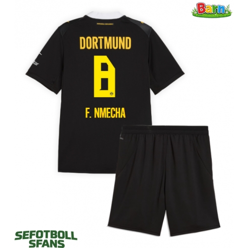 Borussia Dortmund Felix Nmecha #8 Bortaställ Barn 2026-27 Kortärmad (+ Korta byxor) Borussia Dortmund Felix Nmecha #8 Bortaställ Barn 2026-27 Kortärmad (+ Korta byxor)